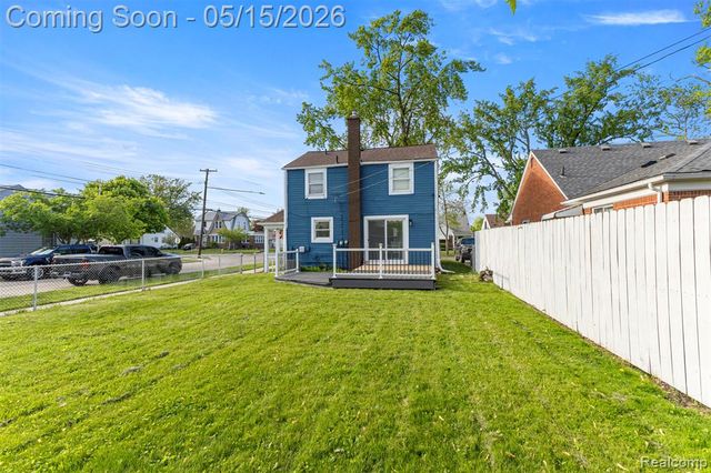 24171 Notre Dame Street, Dearborn, MI 48124