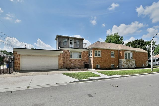 8801 S Merrill Avenue, Chicago, IL 60617