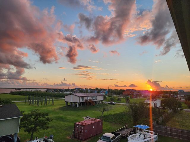 1026 20th Street, Dickinson, TX 77539