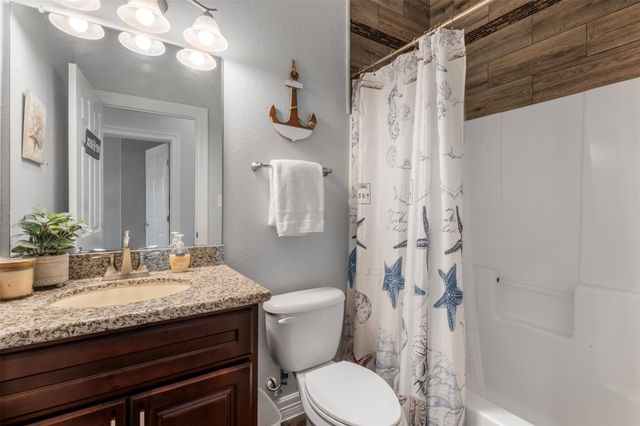 1026 20th Street, Dickinson, TX 77539