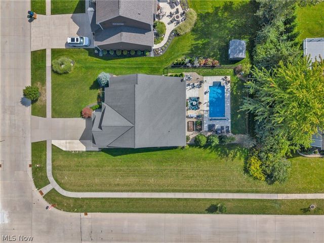 36505 Capri Lane, North Ridgeville, OH 44039