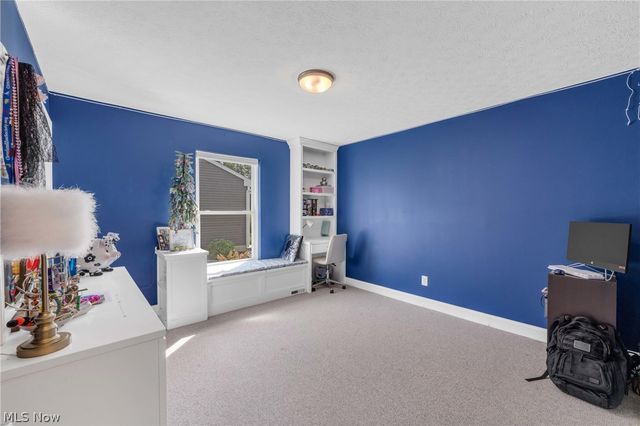 36505 Capri Lane, North Ridgeville, OH 44039
