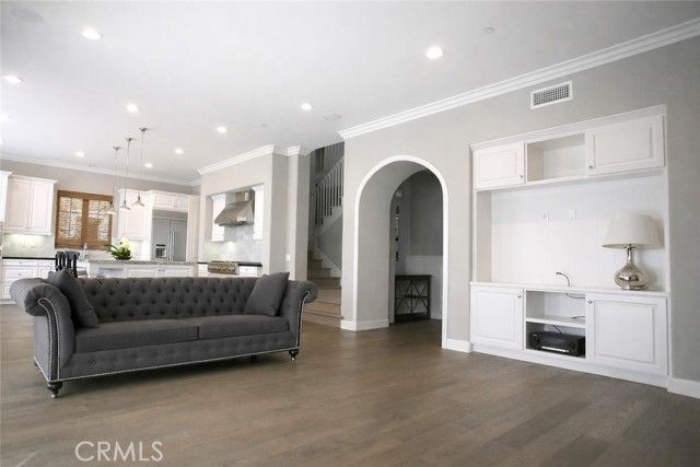 120 Long Fence, Irvine, CA 92602