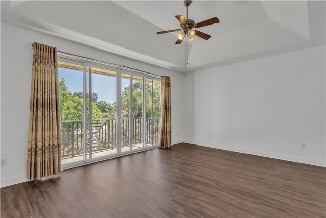 1630 42nd Square 104, Vero Beach, FL 32960