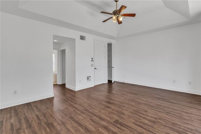 1630 42nd Square 104, Vero Beach, FL 32960