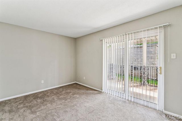 1718 Herault Place B, St Louis, MO 63125