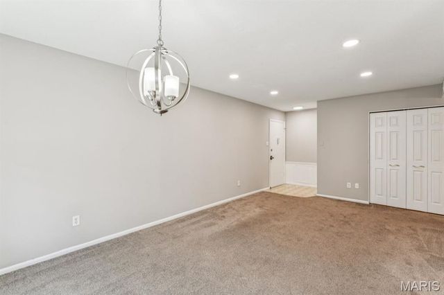 1718 Herault Place B, St Louis, MO 63125