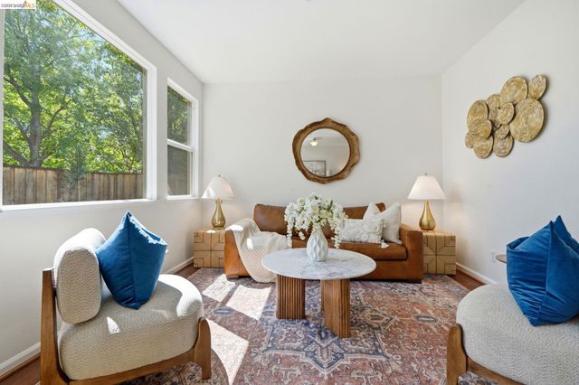 308 Foothill Dr, Brentwood, CA 94513