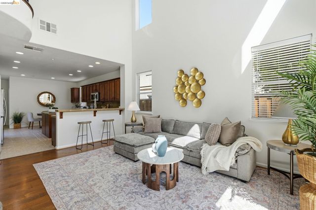 308 Foothill Dr, Brentwood, CA 94513