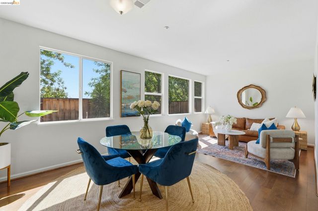 308 Foothill Dr, Brentwood, CA 94513