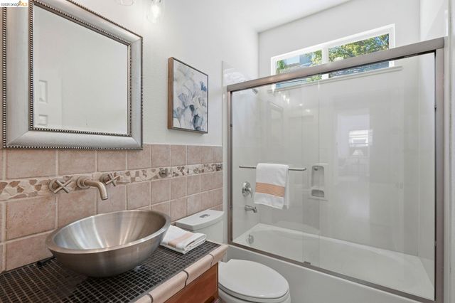 308 Foothill Dr, Brentwood, CA 94513