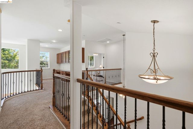 308 Foothill Dr, Brentwood, CA 94513