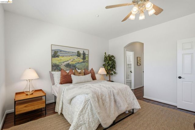 308 Foothill Dr, Brentwood, CA 94513