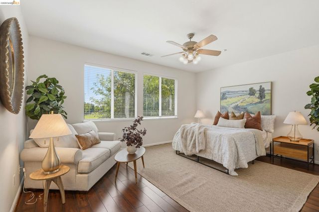 308 Foothill Dr, Brentwood, CA 94513