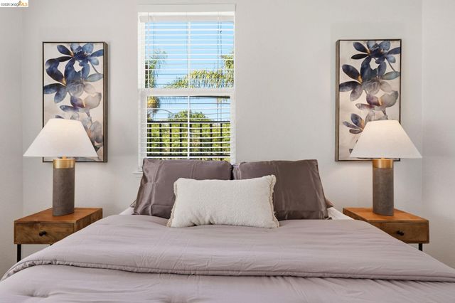 308 Foothill Dr, Brentwood, CA 94513
