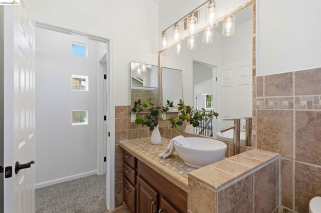 308 Foothill Dr, Brentwood, CA 94513