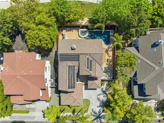 308 Foothill Dr, Brentwood, CA 94513