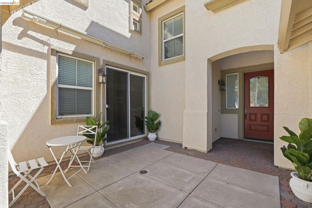 308 Foothill Dr, Brentwood, CA 94513