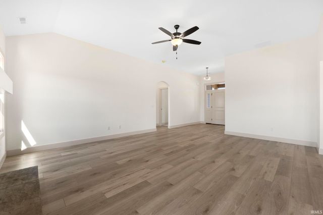 4843 Silverstone Passage, Fort Wayne, IN 46818