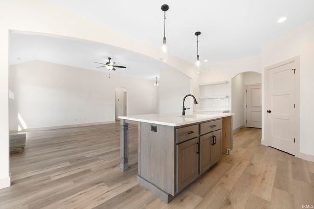 4843 Silverstone Passage, Fort Wayne, IN 46818