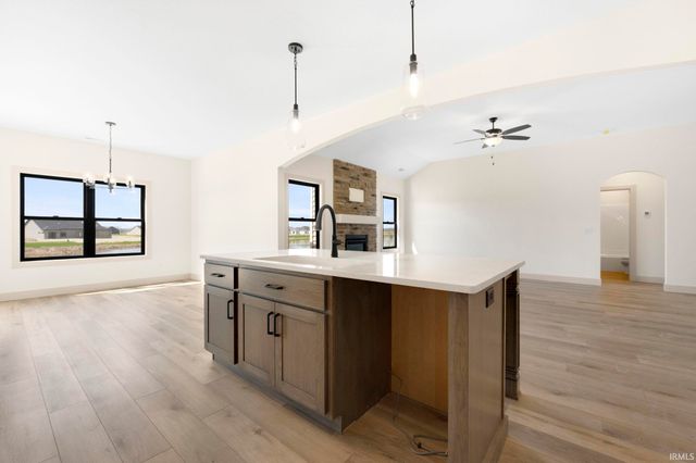 4843 Silverstone Passage, Fort Wayne, IN 46818