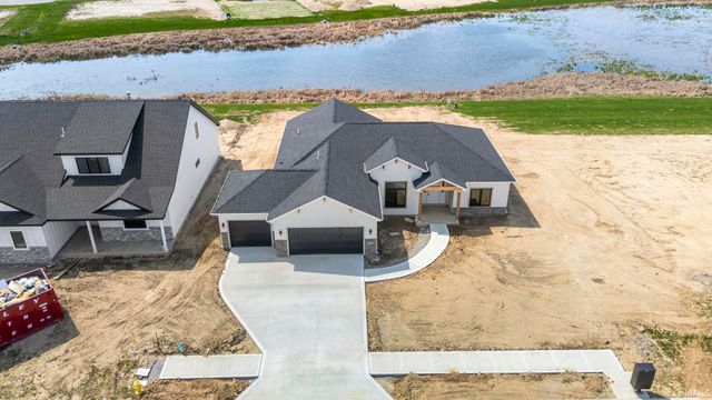 4843 Silverstone Passage, Fort Wayne, IN 46818