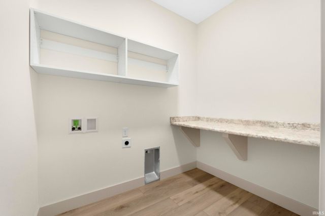 4843 Silverstone Passage, Fort Wayne, IN 46818