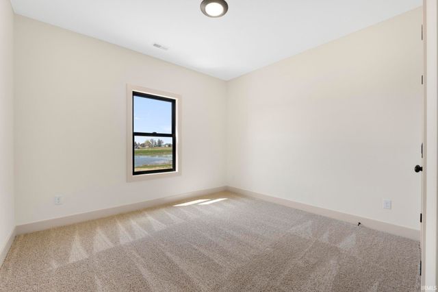 4843 Silverstone Passage, Fort Wayne, IN 46818