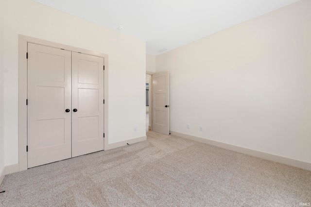 4843 Silverstone Passage, Fort Wayne, IN 46818