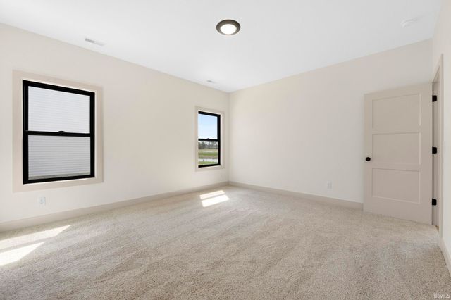 4843 Silverstone Passage, Fort Wayne, IN 46818