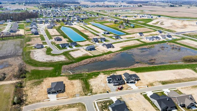 4843 Silverstone Passage, Fort Wayne, IN 46818