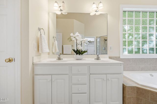 190 Georgetown Woods Drive, Youngsville, NC 27596