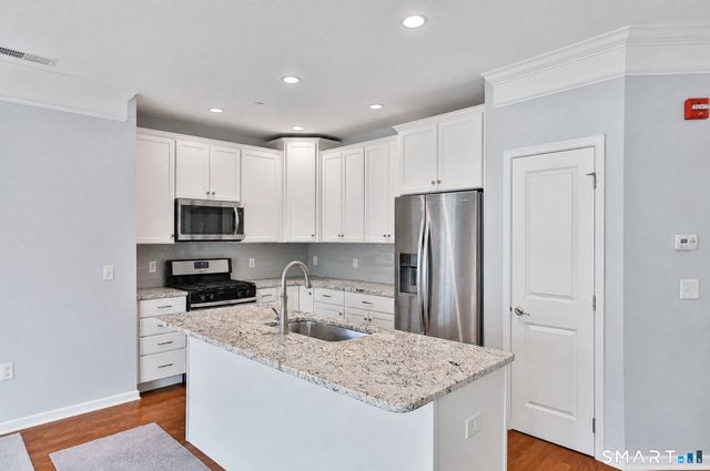 922 Old Pasture Drive 922, Danbury, CT 06810