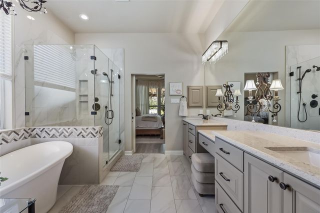 218 Champions DR, Georgetown, TX 78628