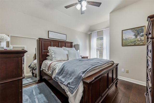 218 Champions DR, Georgetown, TX 78628