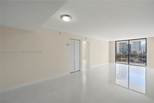 210 174th St 1103, Sunny Isles Beach, FL 33160