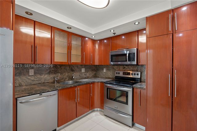 210 174th St 1103, Sunny Isles Beach, FL 33160