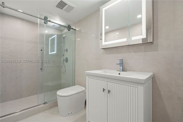 210 174th St 1103, Sunny Isles Beach, FL 33160