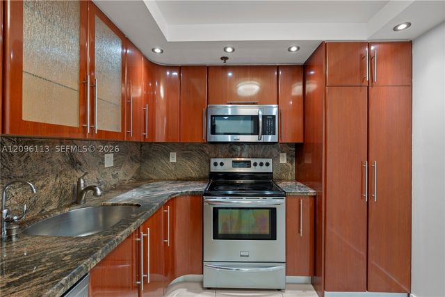 210 174th St 1103, Sunny Isles Beach, FL 33160