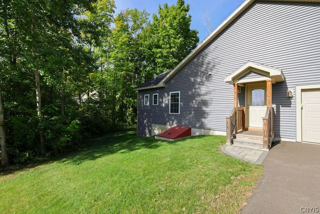 3004 Verona Court, Lysander, NY 13027