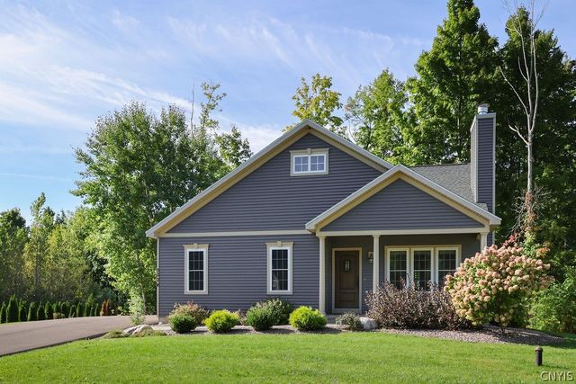 3004 Verona Court, Lysander, NY 13027