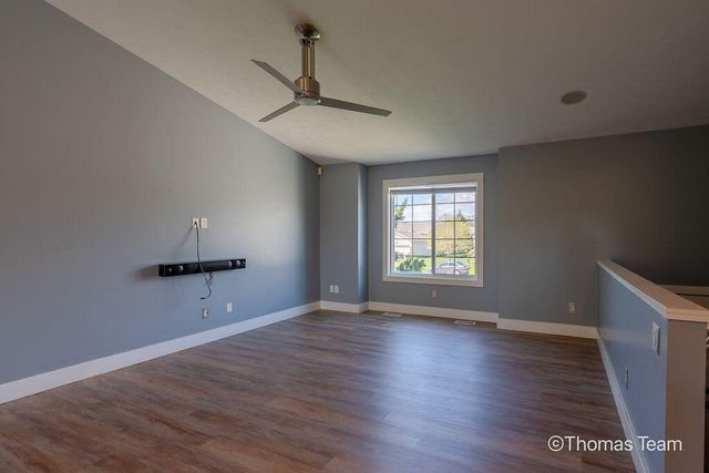 698 Silver Brook Drive Se, City Of Kentwood, MI 49548