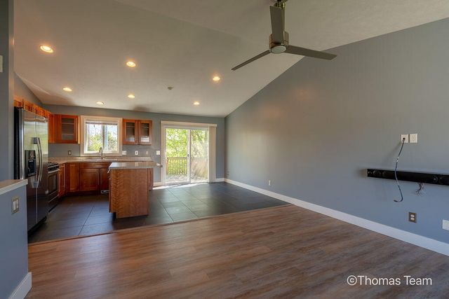698 Silver Brook Drive Se, City Of Kentwood, MI 49548