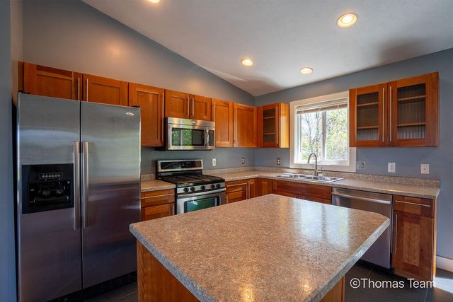 698 Silver Brook Drive Se, City Of Kentwood, MI 49548