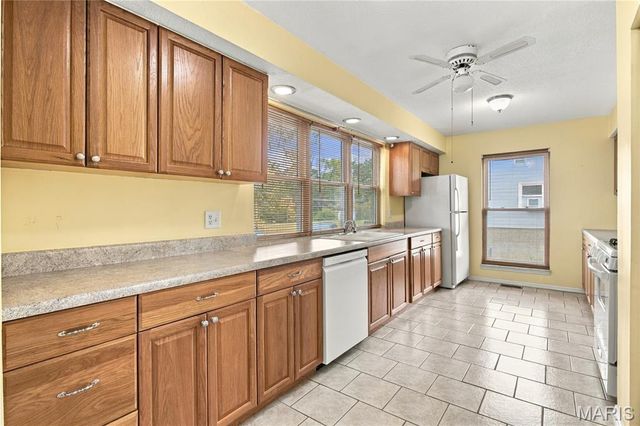 1135 Grand Prix Drive, St Charles, MO 63303
