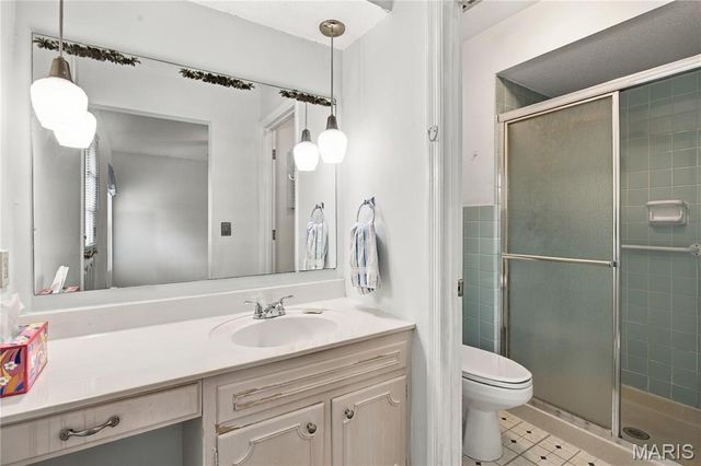 1135 Grand Prix Drive, St Charles, MO 63303