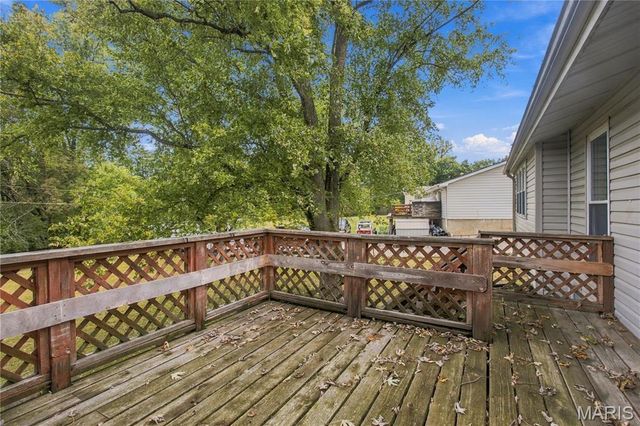 1135 Grand Prix Drive, St Charles, MO 63303