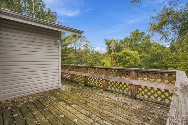 1135 Grand Prix Drive, St Charles, MO 63303