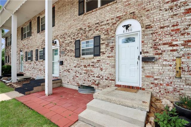 8350 Woodward Street, Overland Park, KS 66212