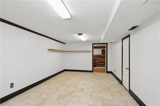 8350 Woodward Street, Overland Park, KS 66212